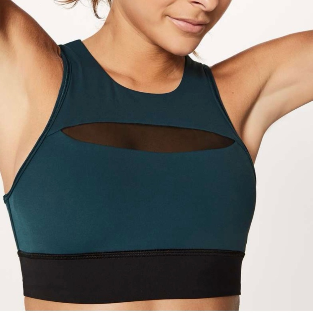 Lululemon “Run The Day” Bra- Size 8